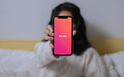 Comparatif des sites de rencontres : Meetic vs Tinder, lequel est le plus efficace ?